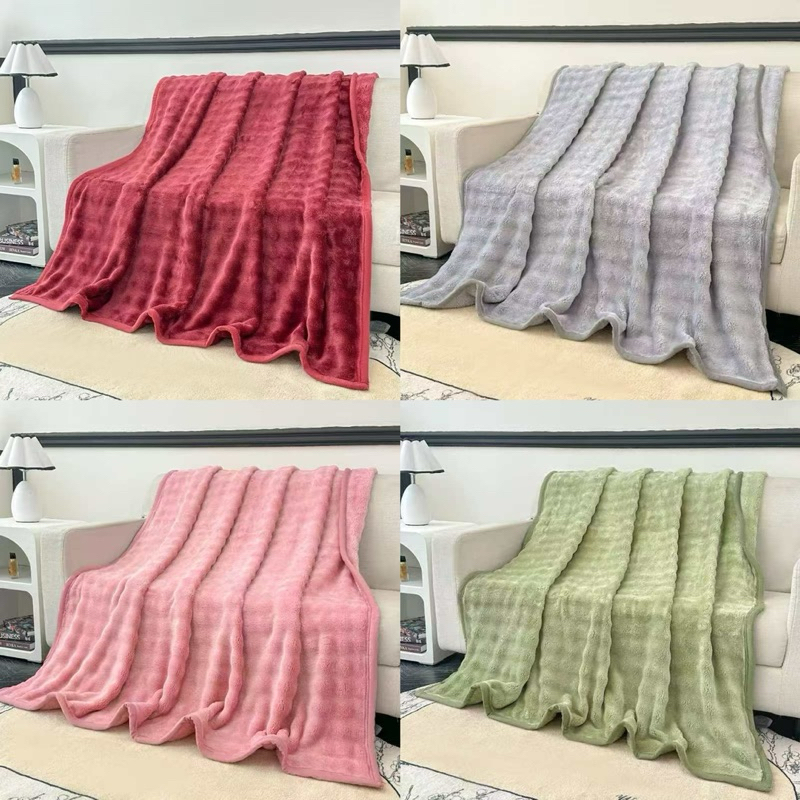 ผ้าห่มขนกระต่าย 6ฟุต 180*200ซม ลายการ์ตูน ลายพื้นๆ เนื้อผ้านุ่ม ห่มสบาย ใช้งานดีมาก