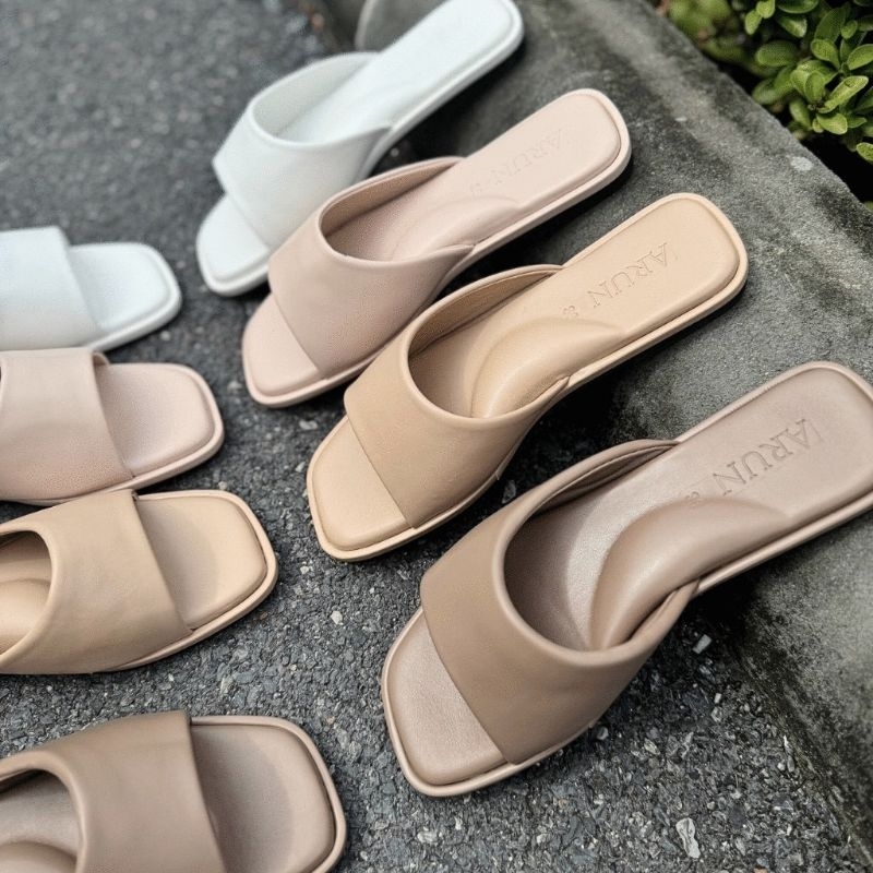 รองเท้าแตะผู้หญิง ARUN เบอร์40