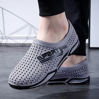 Kicks NEW รองเท้ายางลำลอง กันน้ำ แห้งไว้ใส่สบาย ทำจากยางทั้งหมด ลุ้ยน้ำหรือฝนตกก็สบาย แห้งง่าย ใส่สบาย ราคาถูก
