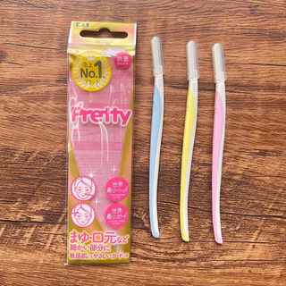 สินค้าขายดี KAI 🇯🇵 มีดโกนตกแต่งคิ้ว (3 ชิ้น) จากญี่ปุ่น กันขนคิ้ว ที่กันคิ้ว โกนขนใบหน้า พร้อมส่ง