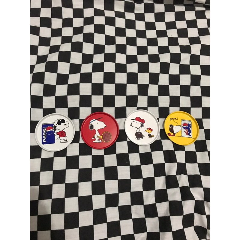 ที่วางแก้วSnoopy ลายน่ารักๆ สามารถเอาไปใช้งานได้หรือเอาไปตั้งโชว์ได้ มือสองของแท้ สนูปปี้ Peanuts ขอ