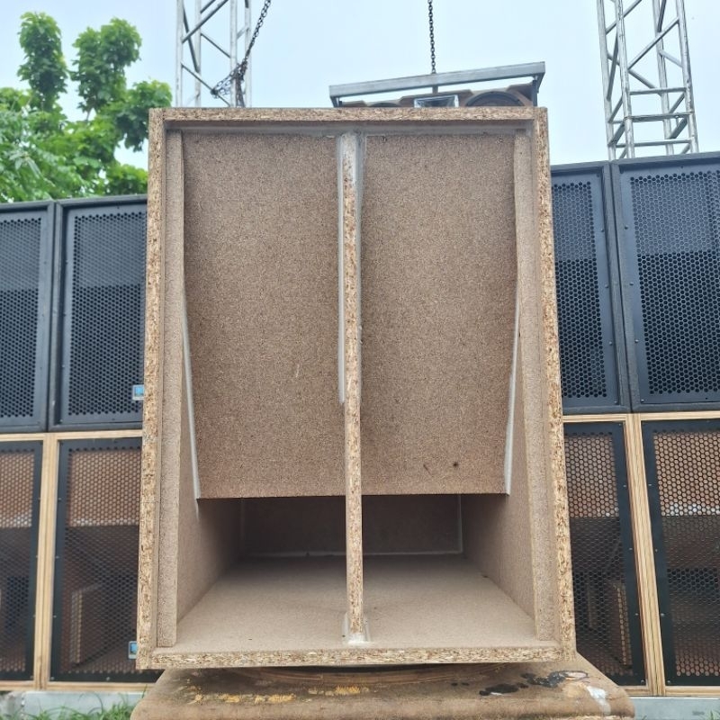 ตู้BV15นิ้ว งานดิบ รุ่นนี้อัดได้เยอะ