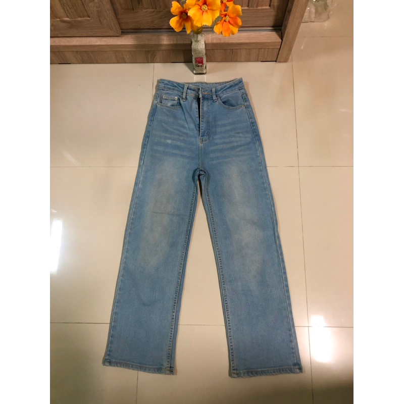 กางเกงยีนส์ทรงกระบอกเล็กตัวปัง ยีนส์ยืด รุ่น VIOLET JEANS ร้าน Bananashop