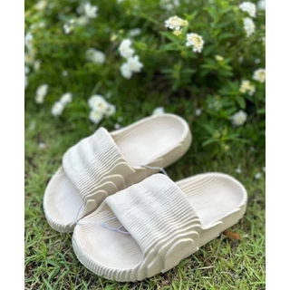 รองเท้าแตะ รองเท้าแบบสวม แตะแบบสวม รุ่น WF-ZM6031 Size 40-45 สี สี กากี ขาว ดำ (L28)
