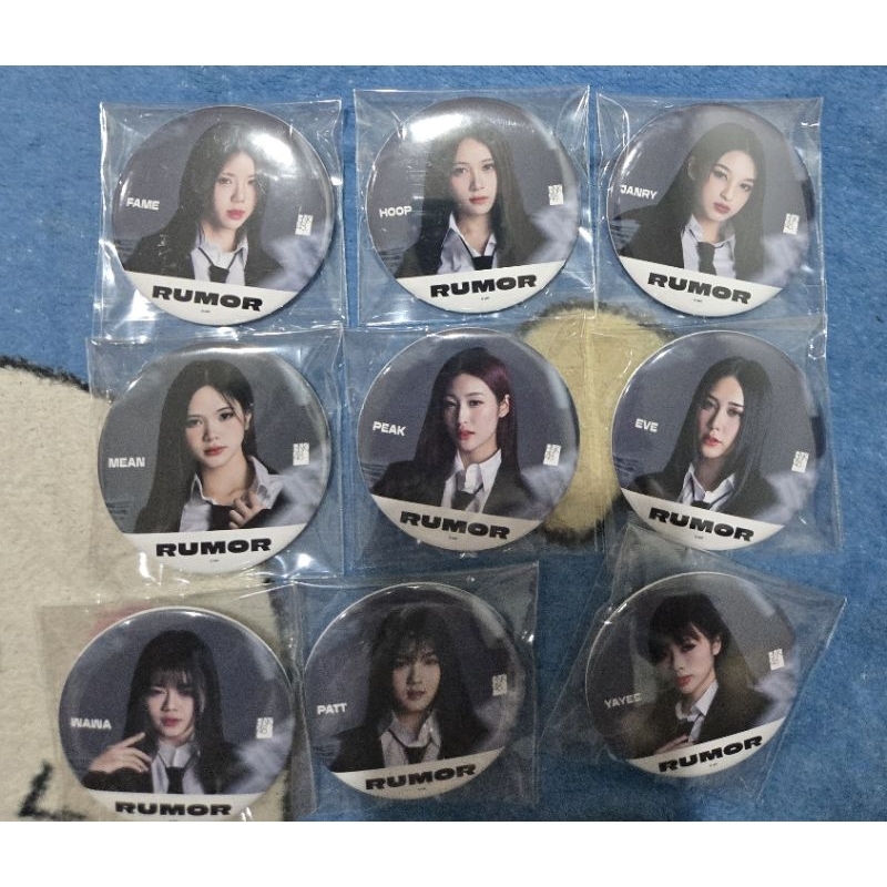 BNK48 เข็มกลัด RUMOR Group Hitouch