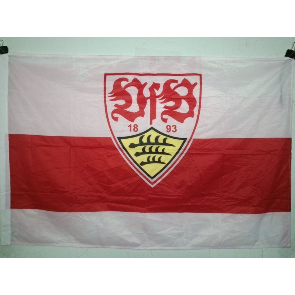 ธงทีมฟุตบอล เฟาเอ็ฟเบ ชตุทการ์ท VfB Stuttgart ลีกเยอรมัน ของตกแต่ง ของสะสม ธงแต่งห้อง แต่งบ้าน อุปกร