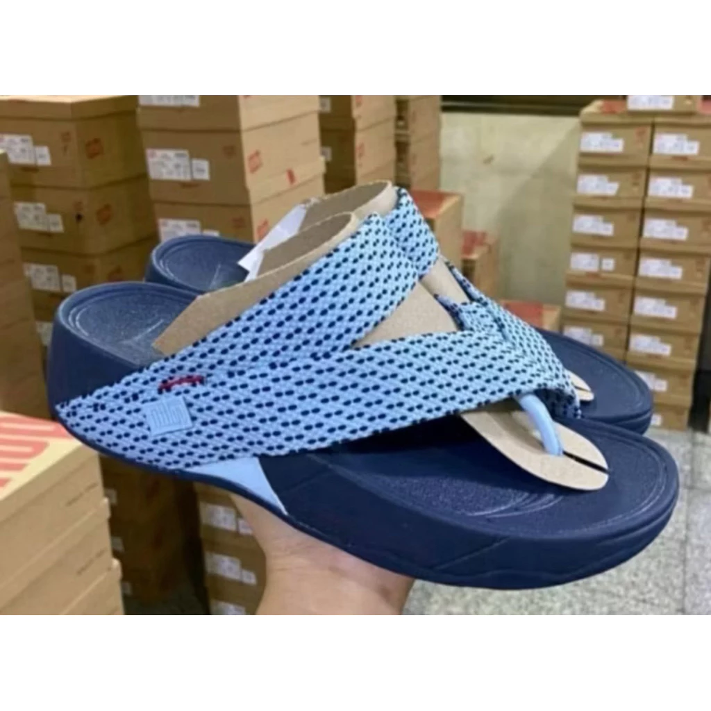 รองเท้าเเตะ fitflop สลิงรุ่นใหม่ สวย ใส่ได้ทั้ง หญิงและชายไซร้ 36----44