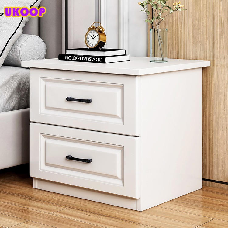 ตู้ข้างเตียงมินิมิลิสต์ลิ้นชักไม้แข็งที่ทันสมัย ล็อคเกอร์ห้องนอนโรงแรมเก็บข้อมูล Nightstand