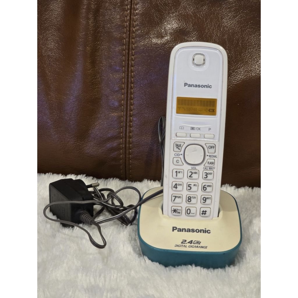 มือ2 อะไหล่ โทรศัพท์ Panasonic โทรศัพท์ไร้สาย ไฟเข้า จอไม่ขึ้นอักษร กดมีเสียง รับมาขายไปตามสภาพ