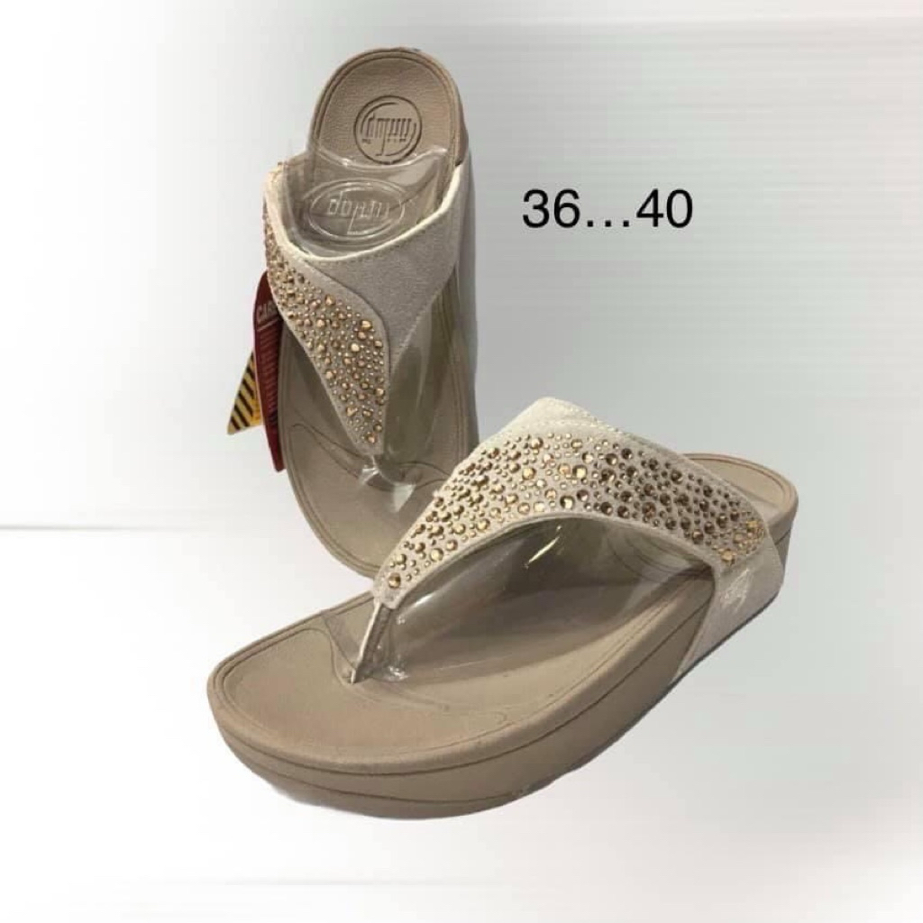 รองเท้าแตะหูหนีบสำหรับผู้หญิงมีเบอร์ 36 ถึง 40 ผืนนิ่มใส่สบายรองเท้าเผื่อสุขภาพ