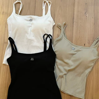 Serlyn | Basic tank top เสื้อกล้าม(มีบราในตัว)ทรงสวย ผ้านิ่มใส่สบาย