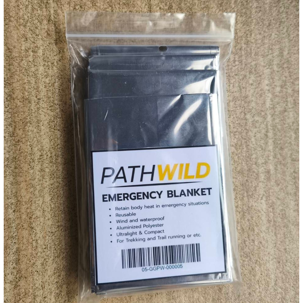 PATHWILD EMERGENCY BLANKET 2 side (Silver/Gold) ผ้าห่มฉุกเฉินขนาดพกพา สะท้อนความร้อนจากอุณหภูมิร่างกาย ปกป้องจากความหนาว