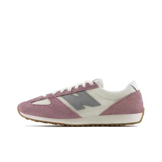 New Balance NB 471 Beige sports shoes