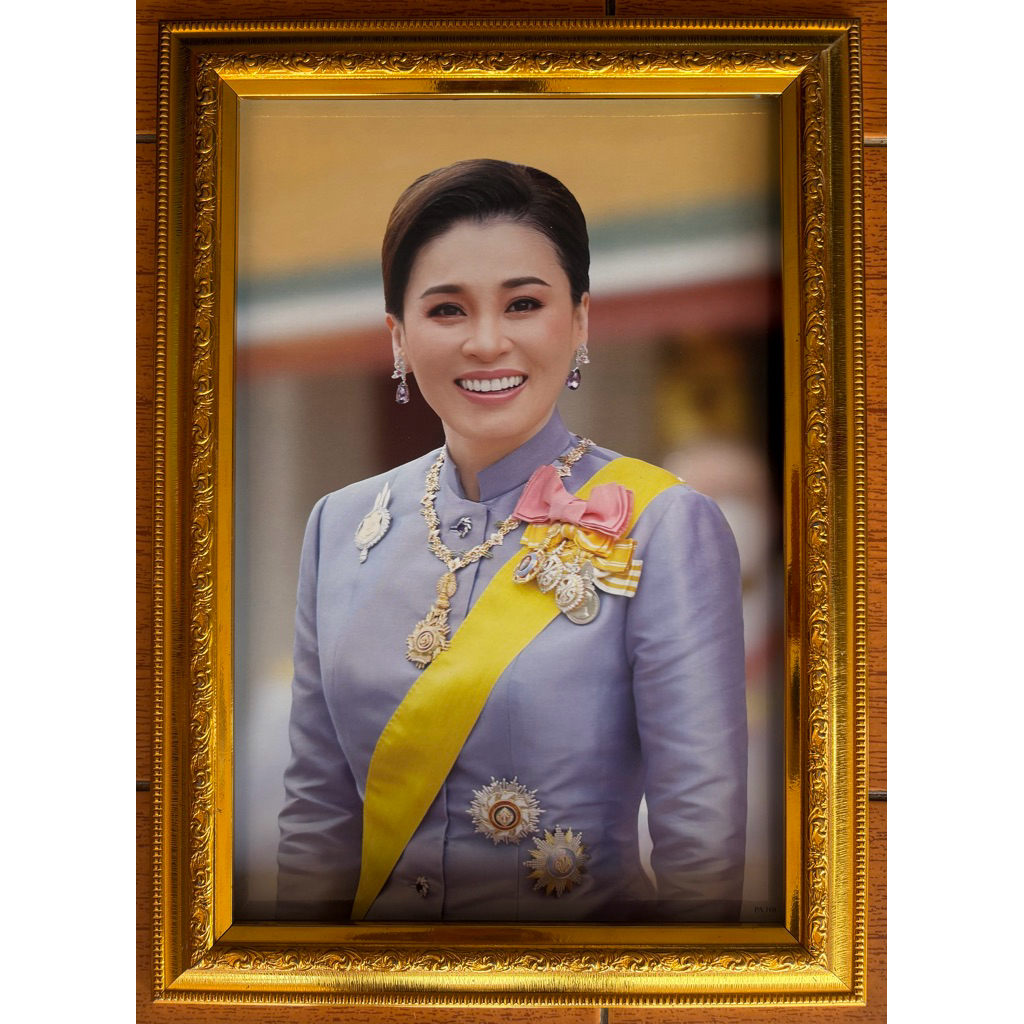 กรอบรูปมังกรสีทองพร้อมภาพ ขนาด 10×15นิ้ว