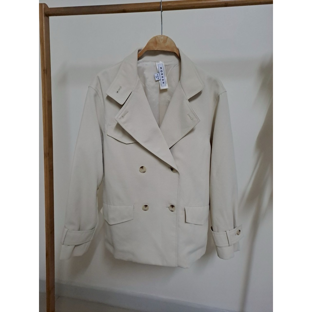 เสื้อคลุม เบลเซอร์ผู้หญิง เสื้อสูท มือหนึ่งโละสตอค แบรนด์พรีเมียม ใหม่มากกก Brand: Morgan สีครีมเบจ 