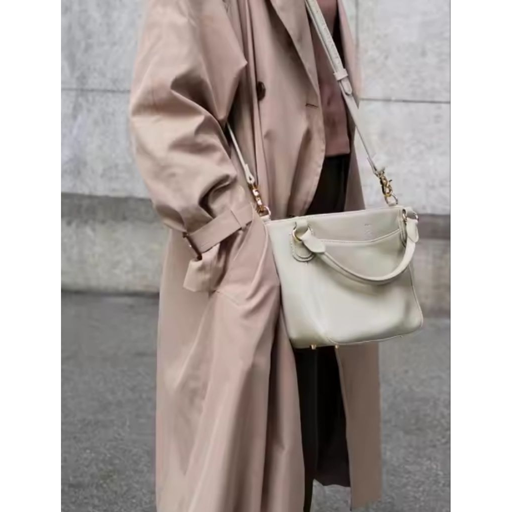 ส่งต่อ Charin bag Mini Honey สี Smoke Grey