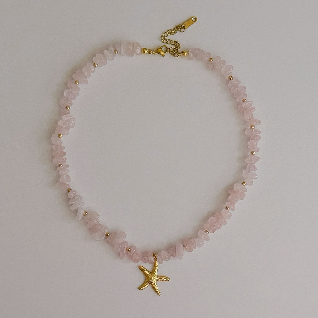 shellandgold - สร้อยคอหินสลับลูกปัดทองพร้อมจี้ปลาดาว