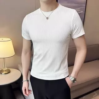 เสื้อยืดคอกลมลายทางแขนสั้นผ้ายืดสีพื้นสำหรับผู้ชาย 2025 ใหม่