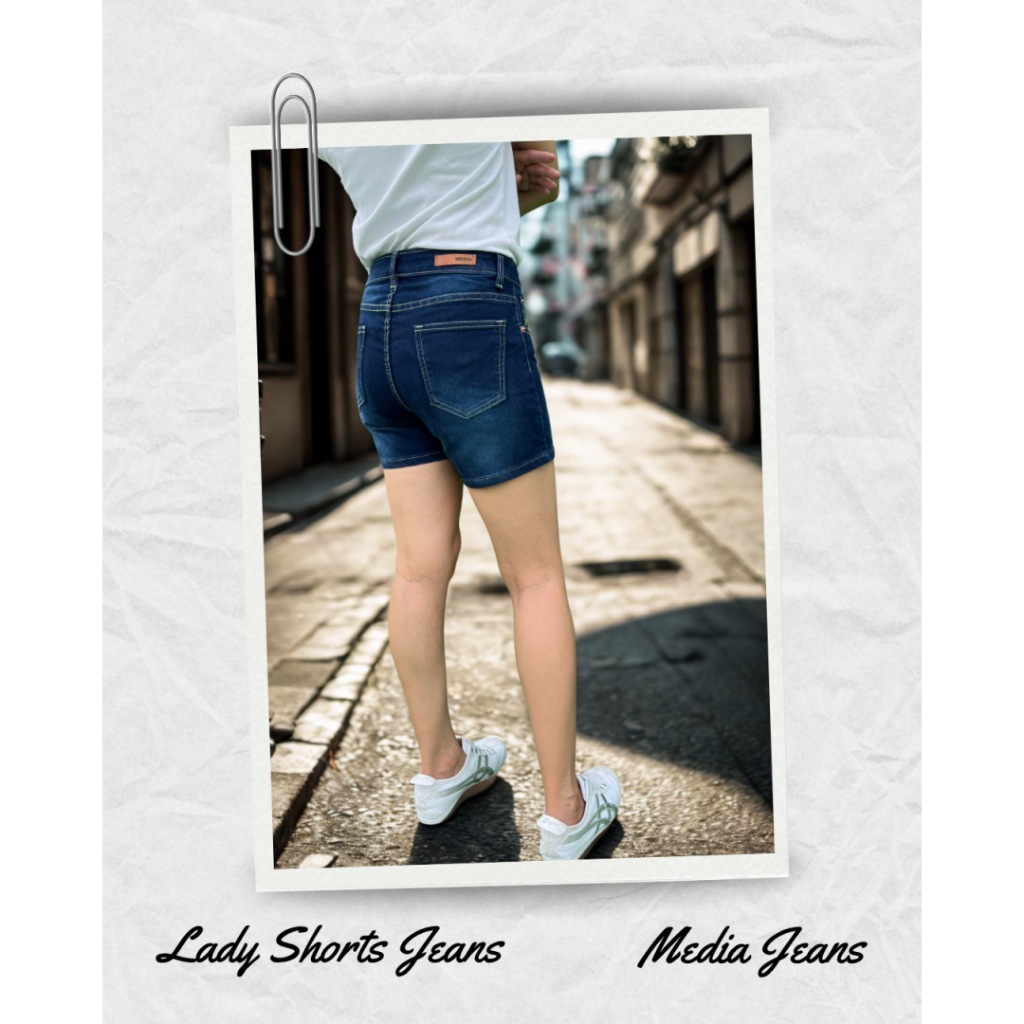 MEDIA JEANS กางเกงยีนส์ ผู้หญิง ทรงขาสั้น ผ้ายืด สีน้ำเงินเข้ม (SN:WS01/2)