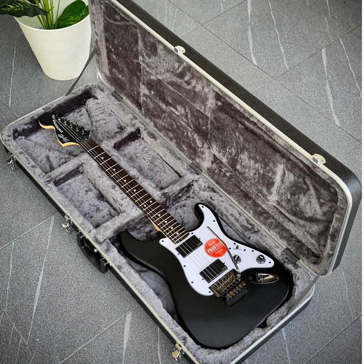 [ส่วนลด1000- ] ฮาร์ดเคสกีตาร์ไฟฟ้า ใส่ได้หลายทรง ST IB LP ด้านในบุกำมะหยี่ Hardcase วัสดุแข็งแรง กล่องกีต้าร์ไฟฟ้า