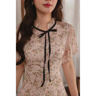 Floral เดรสคอระบาย ลายสวยมาก