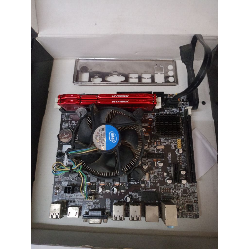 เมนบอร์ด socket 1155 + CPU i5 2400 + ram 8 GB มีฝาหลัง
