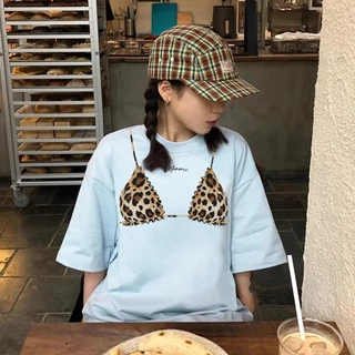 【ChillTee】👙เสื้อยืดผู้หญิง Bikiniไซส์ใหญ่"Leopard print bra" พิมพ์ลาย ผ้าCOTTON โคตรนุ่ม OVERSIZE เสื้อคอกลม【COD】