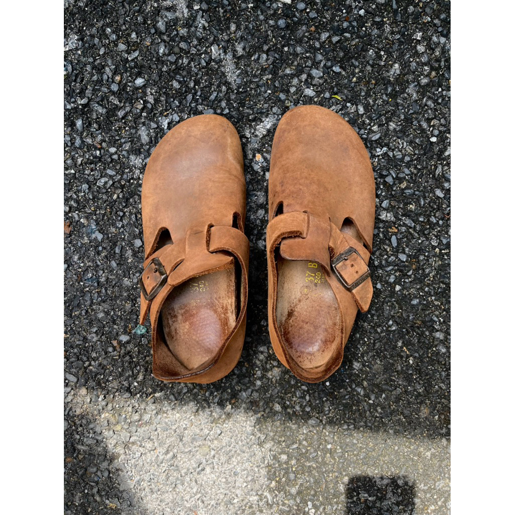 รองเท้า Birkenstock มือสอง
