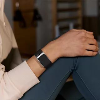 WHOOP 5.0 & WHOOP MG (12-Month Membership) Health and Fitness Tracker - 1 Year warranty