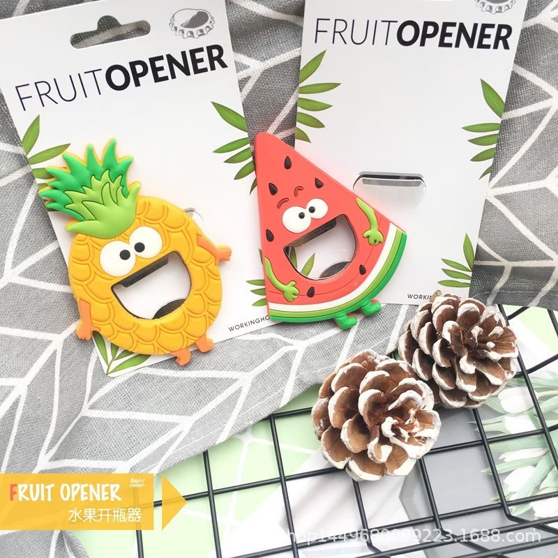 ส่งจากไทย ที่เปิดขวด bottle opener เป็นแม่เหล็กติดตู้เย็นได้ ที่เปิดขวดการ์ตูนผลไม้แตงโมและสัปปะรด ใช้งานง่าย 31001