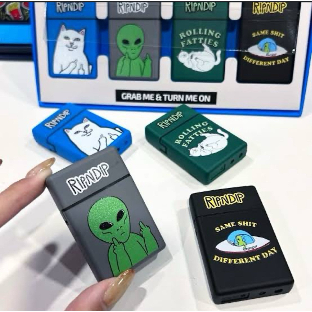 ไฟฟู่ รุ่นปรับไฟไม่ได้ Zengaz คละลาย1ชิ้น แบบเติมแก๊ส (ขณะส่งไม่มีแก๊สเติมไปให้)