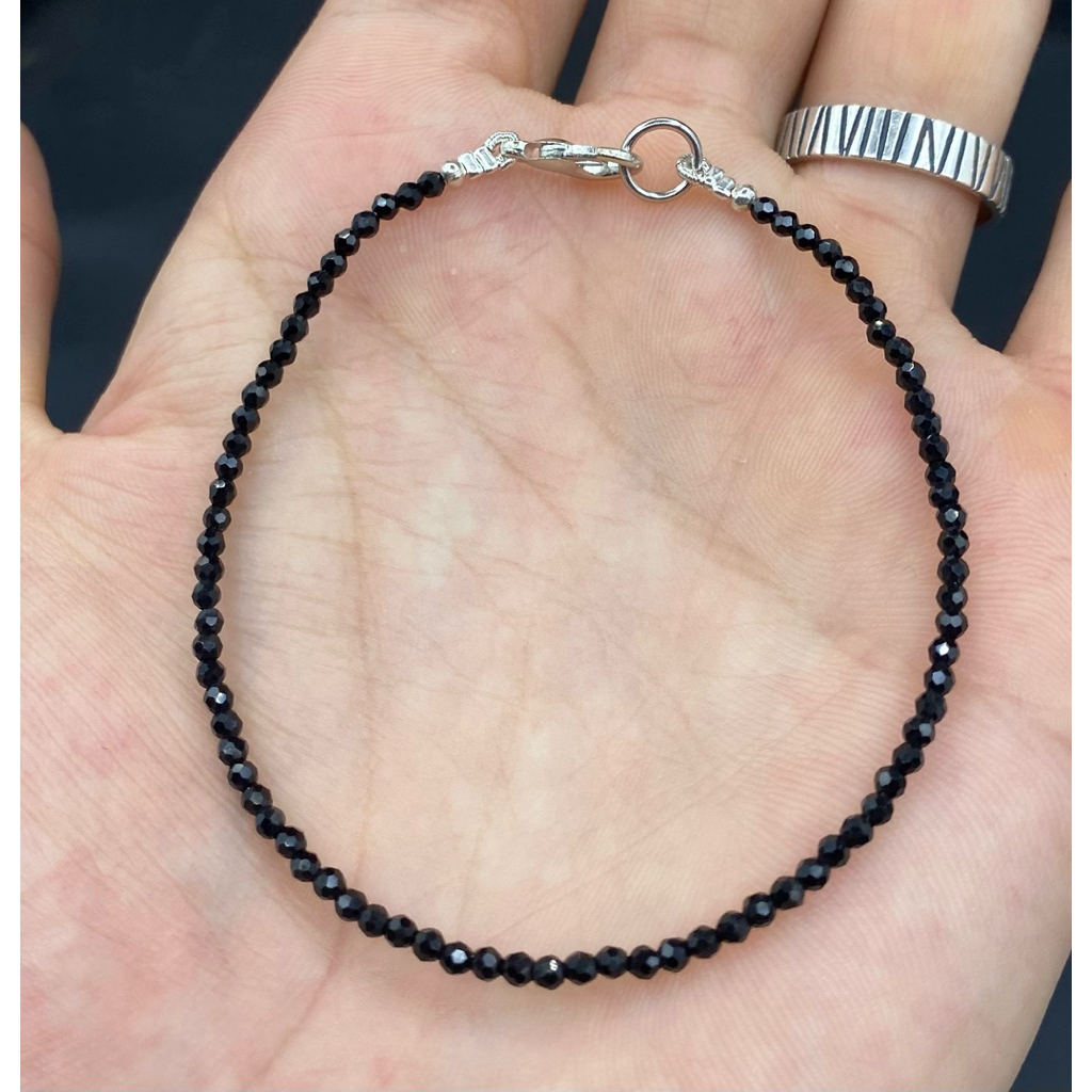 beautiful elegant black chinees spinel bracelet