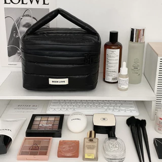 พร้อมส่ง! กระเป๋าเครื่องสำอาง BEEN LOVE พกพาง่าย มีหูหิ้ว กันน้ำกันกระแทก นุ่มเบา ใส่ของได้เยอะ สีพาสเทลเรียบหรู
