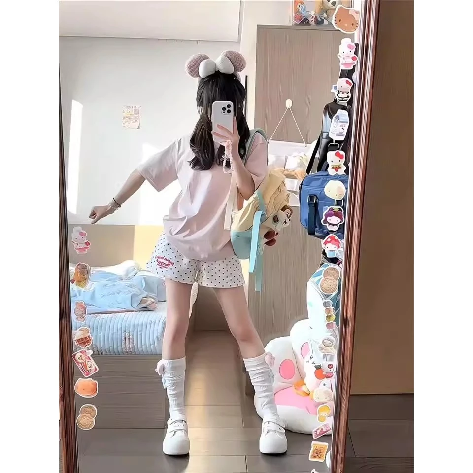 กางเกงขาสั้นลายจุดสีขาว ผู้หญิง เอวสูง ทรงเอไลน์ thumbnail 8