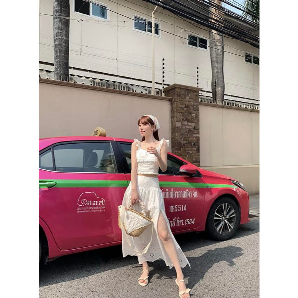 ส่งต่อ  ยังไม่เคยใส่ sixe M Mogwany  Mali Laser Cut Set (เสื้อ+กระโปรง)