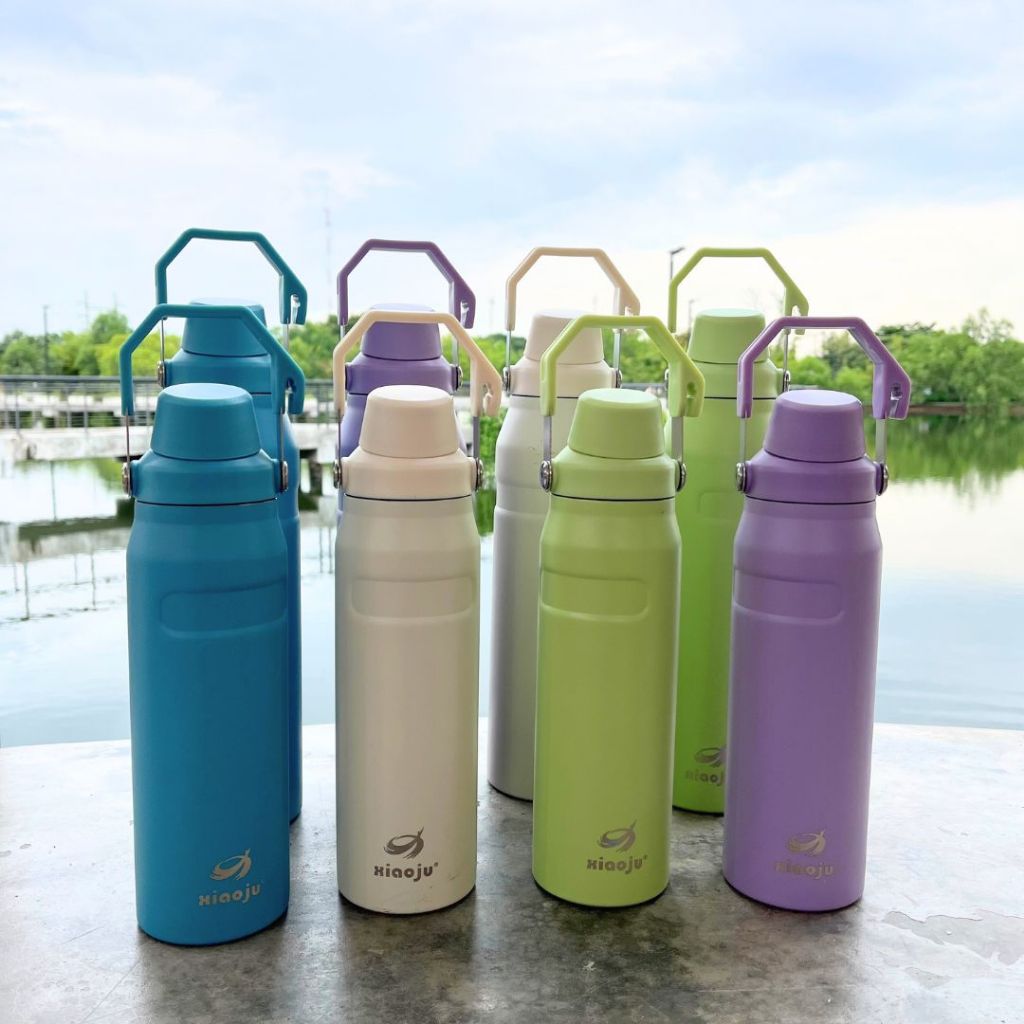XIAOJU กระบอกน้ำสแตนเลสเสี่ยวจู เก็บอุณหภูมิได้ทั้งร้อนและเย็น SUS304 ขนาด 750ml , 1100ml มาพร้อมฝาหูหิ้วแข็งแรง
