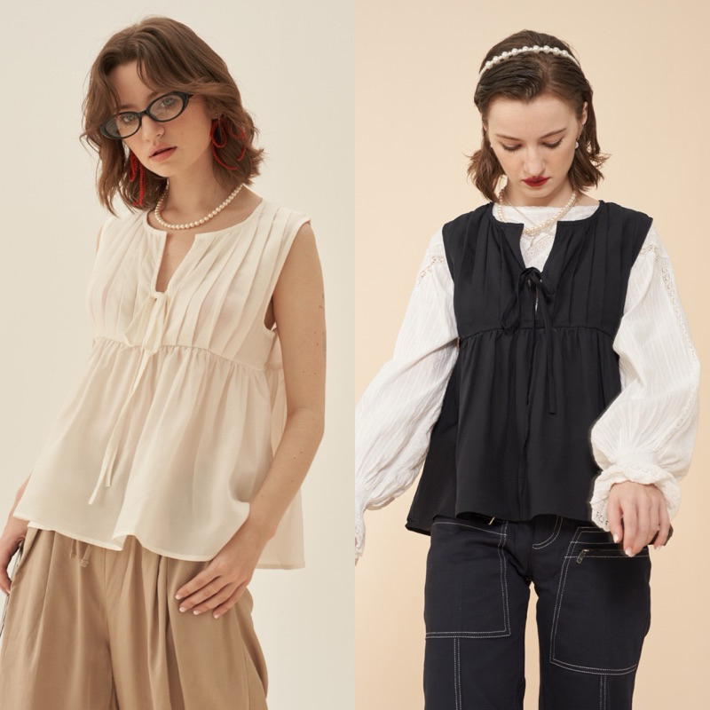 TRES Made เสื้อแขนกุดโบว์หน้า Fin Bow Tank