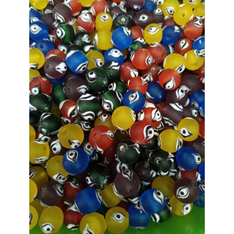 ลูกปัดรูปตา มีหลายสีให้เลือก