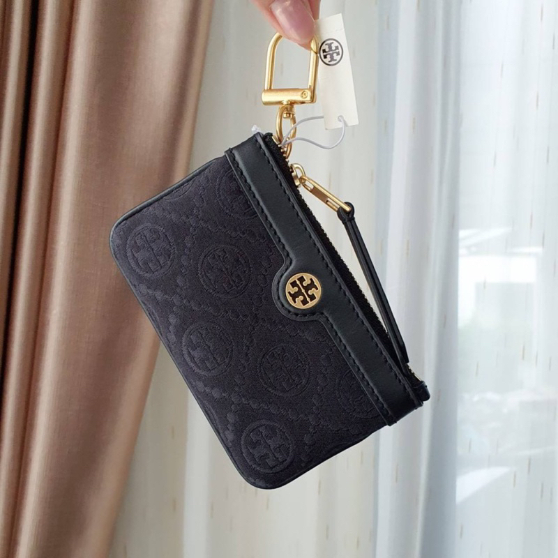 รับประกันแท้ครับ💯💯 Tory Burch 156778 T Monogram Coin Purse With Key Ring กระเป๋าใส่บัตร ใส่เหรียญ