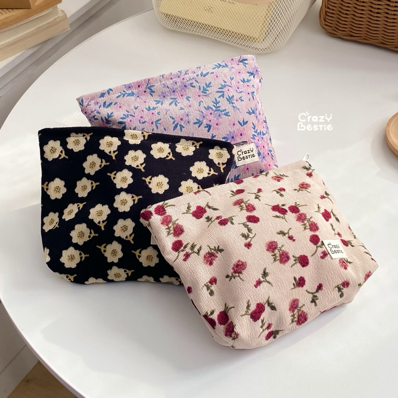 Crazy Bestie🌸กระเป๋าเครื่องสำอางผ้าลูกฟูก•ลายดอกไม้ (CB26)