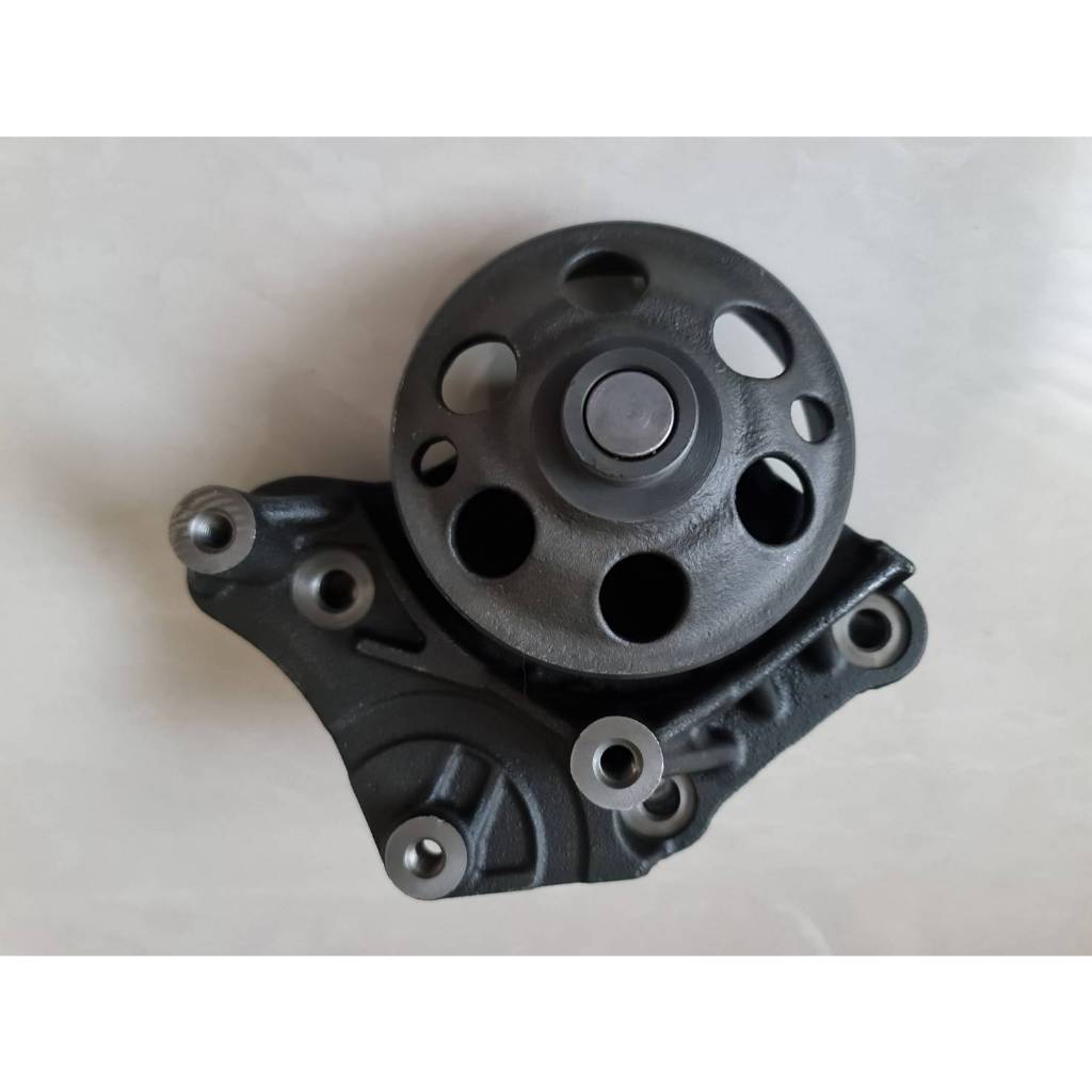 ลูกลอกหลังฟรีปั๊ม CHEVROLET COLORADO,DURAMAX ปี2012 ไต้หวัน ชุดละ1,950