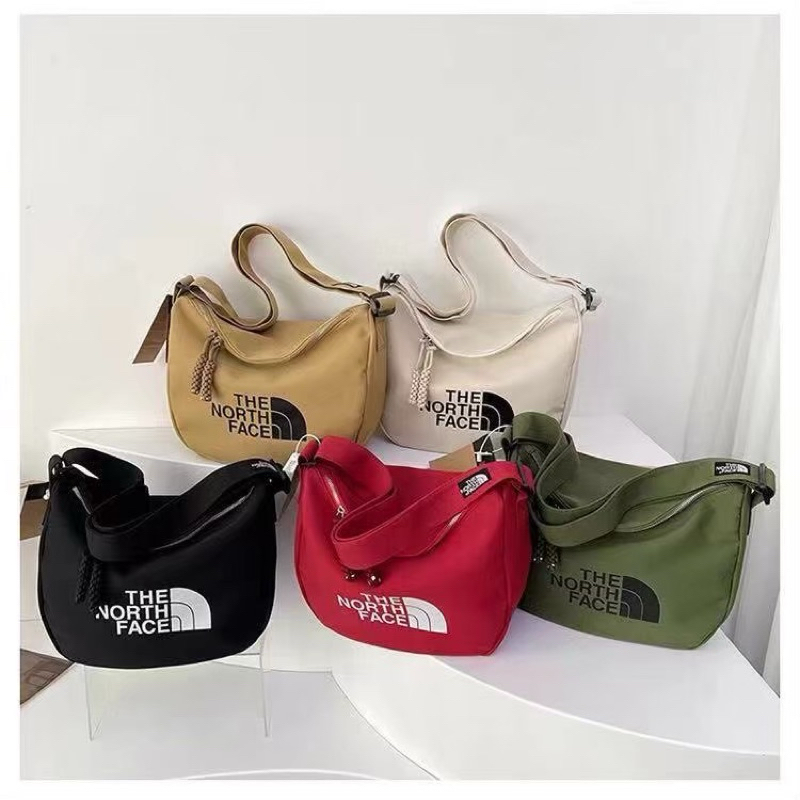พร้อมส่งจากไทย!!!กระเป๋าสะพายลำลองสำหรับผู้ชายและผู้หญิงพกพาสะดวกเมื่อออกไปข้างนอก
