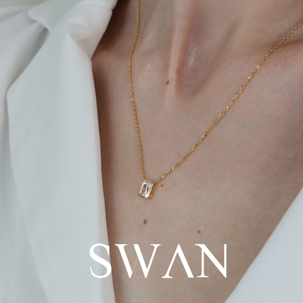 SWAN قلادة فضة Emerald Bezel بزركون — صورة 2