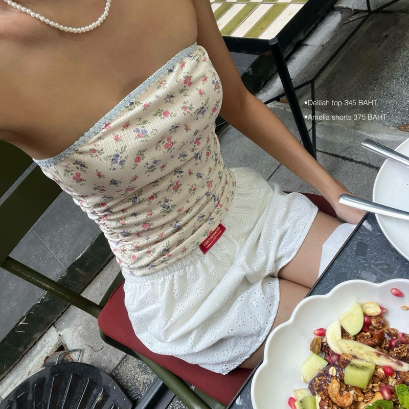 FLORE | Delilah floral tube top เกาะอกลายดอกไม้