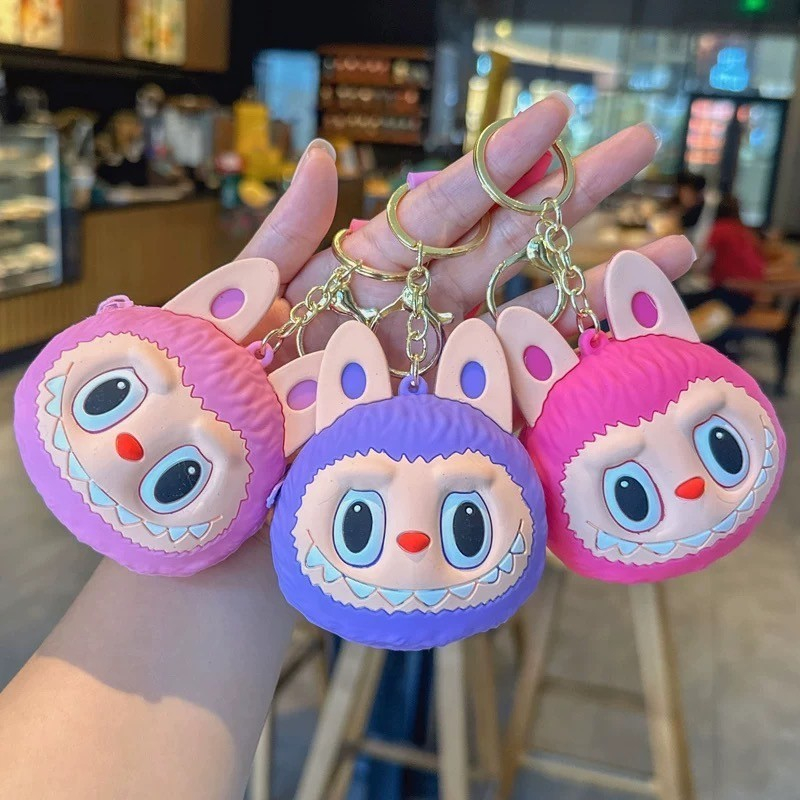 Labubu กระเป๋าซิลิโคน กระเป๋าสตางค์ พวงกุญแจการ์ตูนสร้างสรรค์ แฟชั่นน่ารัก พวงกุญแจกระเป๋าถือ พร้อมจัดส่งในไทย