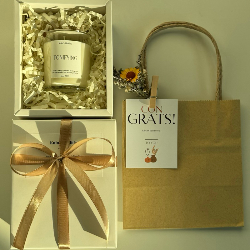 G67 Gift box เทียนหอม 60 ml ไม่มีฝาไม้+พร้อมถุงกระดาษตกแต่งช่อดอกทานตะวัน🌻 กระดาษฝอยสีครีม ของขวัญ ของขวัญรับปริญญา
