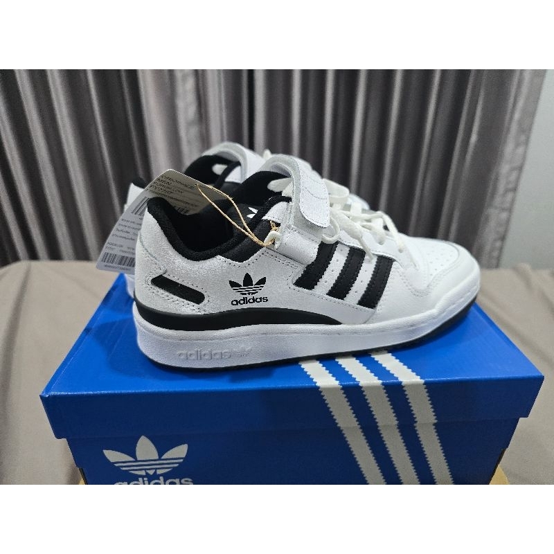 รองเท้า adidas Basketball Forum Low Shoes Men White FY7757