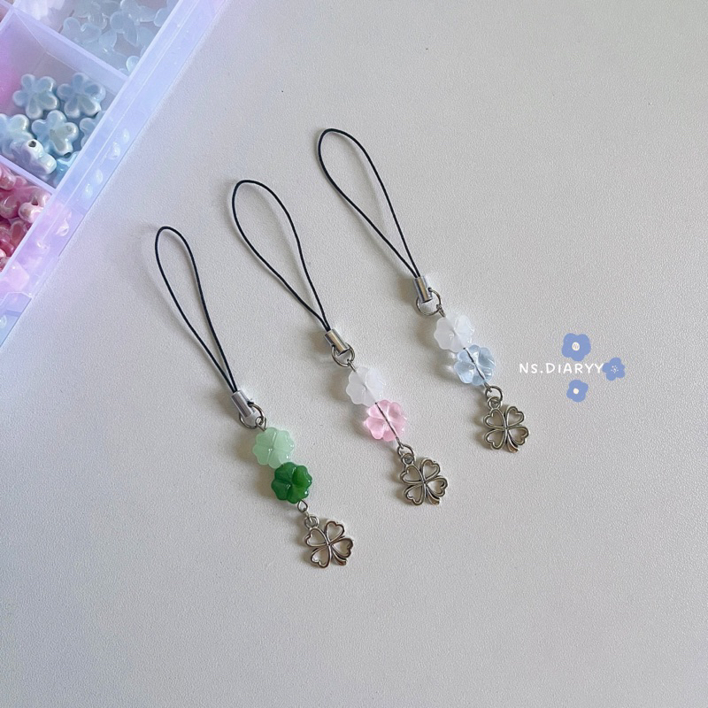 🍀🍀 clover keychain 🍀🍀ของขวัญปัจฉิม