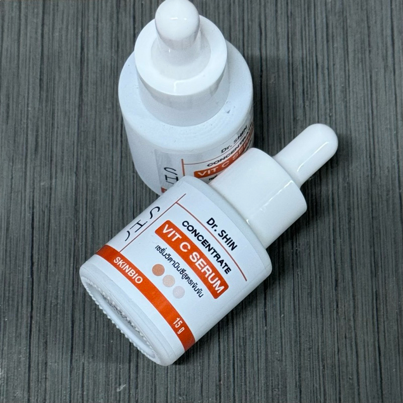 เซรั่มหน้าใสวิตามินซี 15 กรัม Vitamin C Serum Dr.shin
