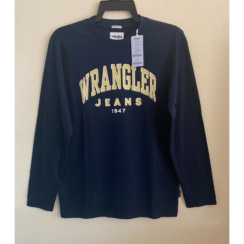 wrangler เสื้อยืดแขนยาว ใส่ได้ชายหญิง cotton100% ผ้านิ่มใส่สบาย ทรงregular fit ของแท้ ราคาป้าย 1490 บาท